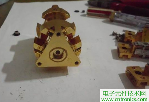 這貨一萬三？50W半導體激光模塊拆解
